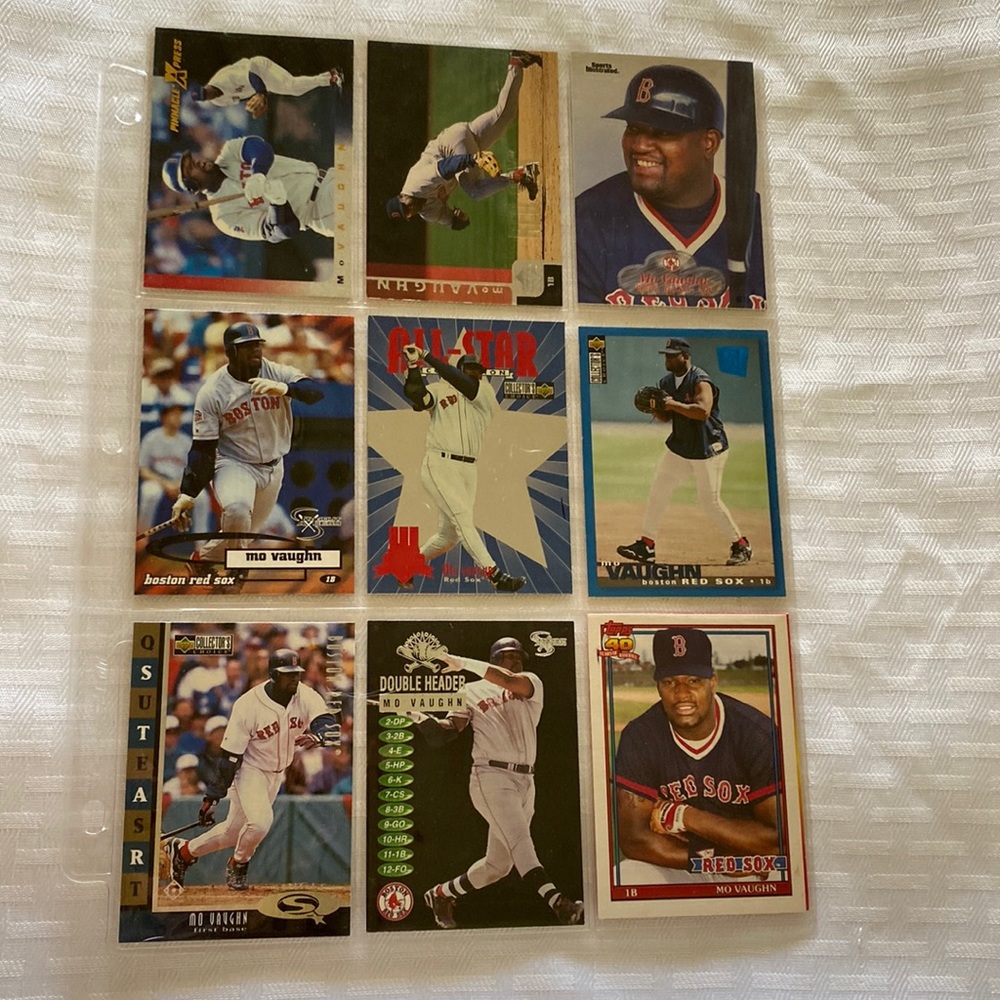 9 Vintage Mo Vaughn trading cards in near mint to mint condition from 90’s era